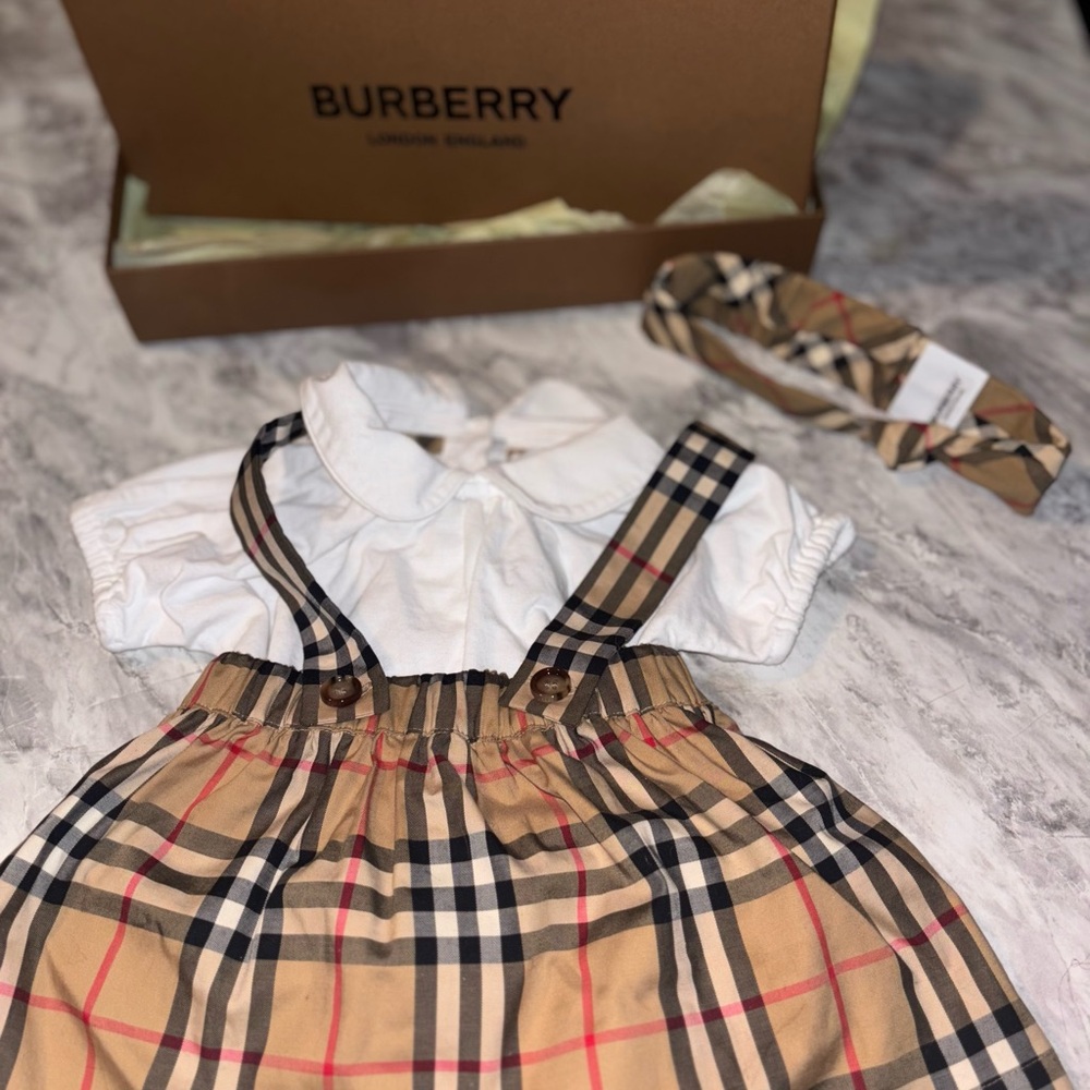 Burberry Overall Dress Set
